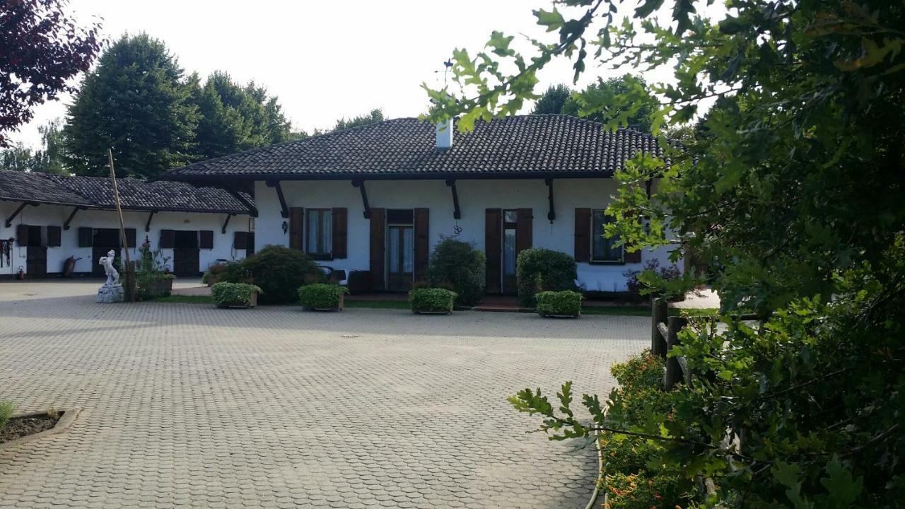 Villa Scuderia 100 pertiche Villanterio Exterior foto